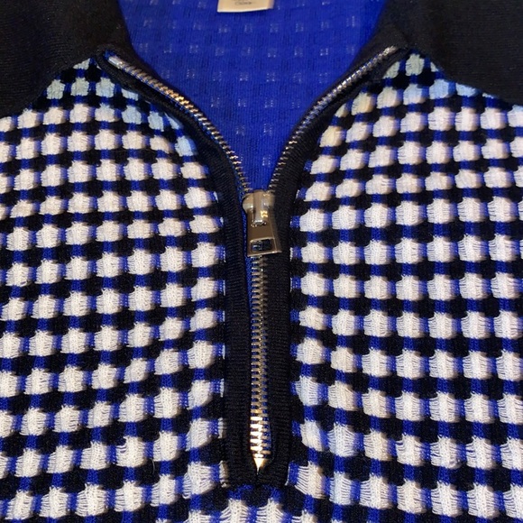 Diane Von Furstenberg Collared Knit Shirt with front top zipper. Size Medium - Picture 3 of 16